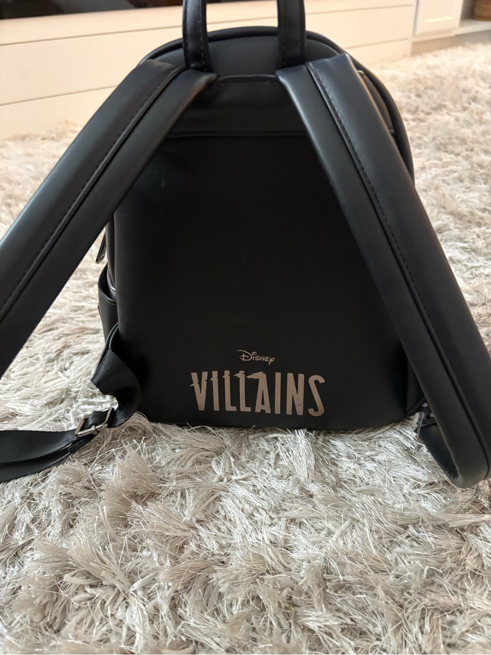 Loungefly villains Black Mini Backpack and Wallet - Picture 5 of 12